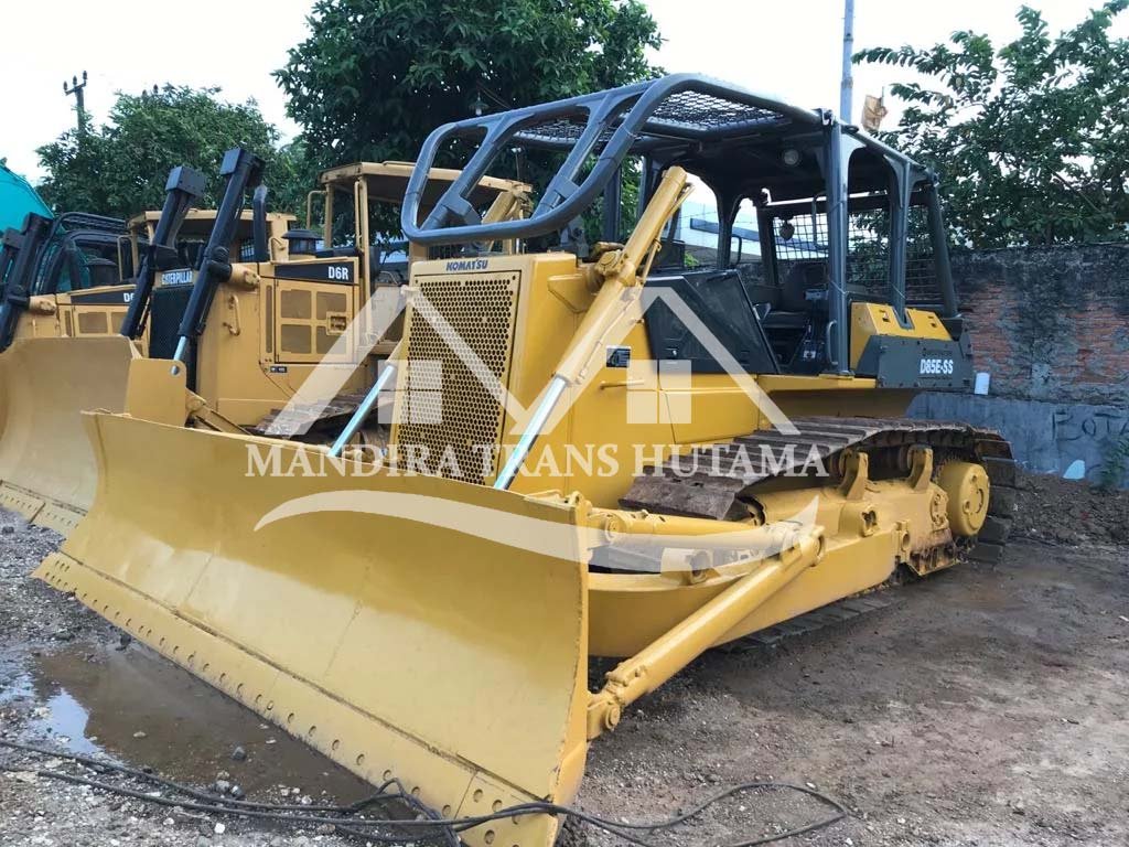 dozer-65-mandira-trans-hutama-1