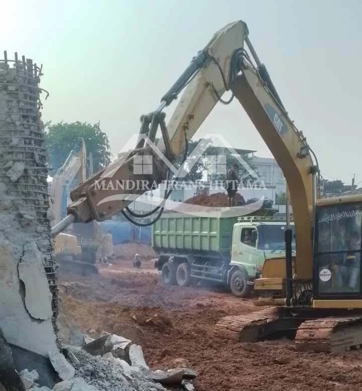 excavator-pc-100-breaker-mandira-trans-hutama-ss-1