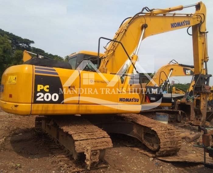 excavator-pc-200-breaker-mandira-trans-hutama-ss-3